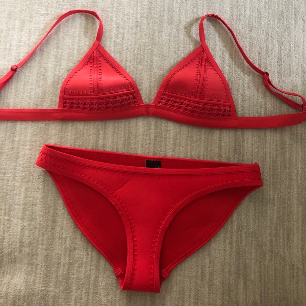 red triangl bikini
